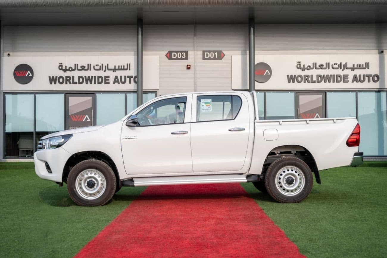 2026 Toyota Hilux DLX thumbnail 7