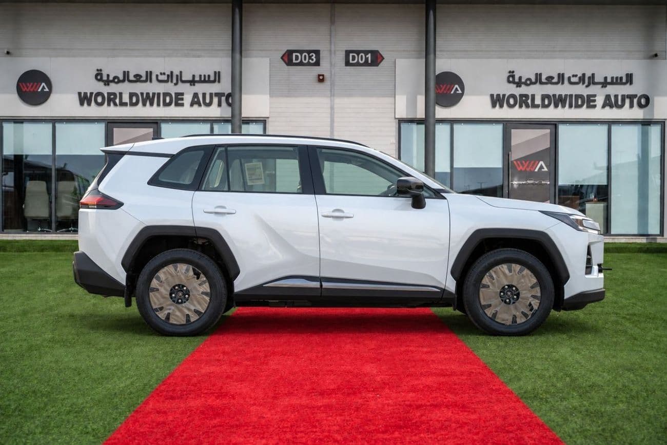 2026 Toyota RAV4 XLE thumbnail 8