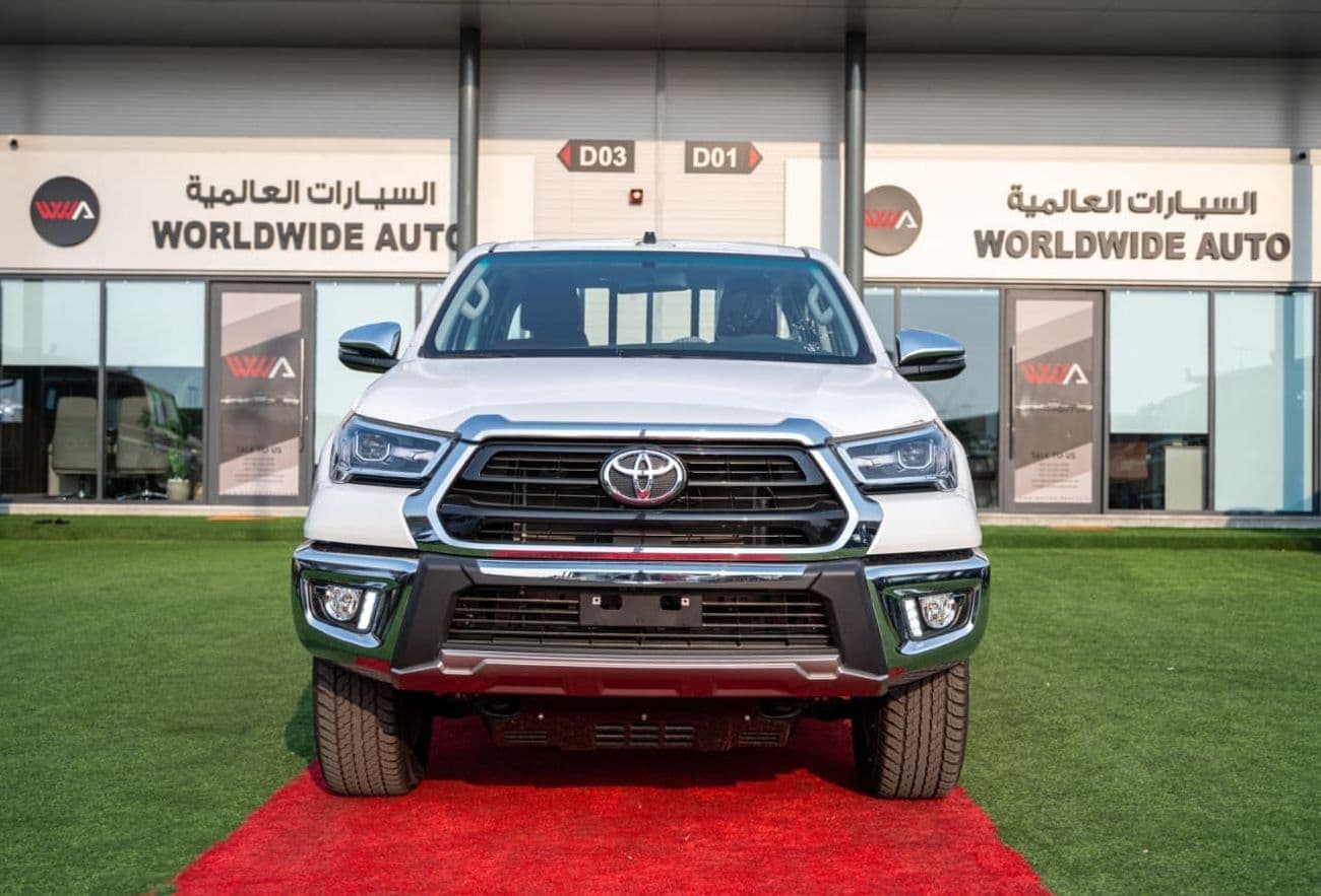 2026 Toyota Hilux GLX thumbnail 2