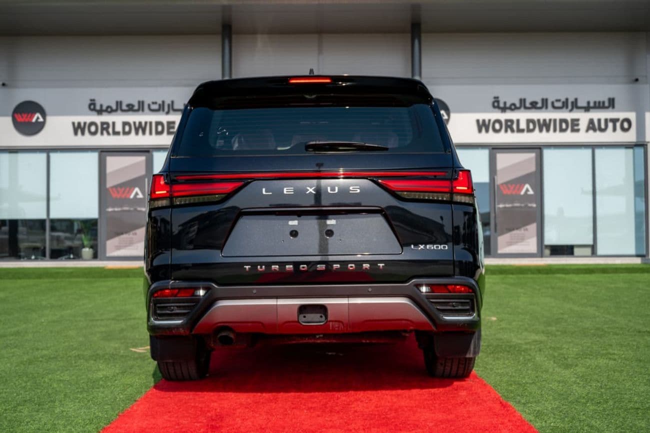 2025 Lexus LX600 SIGNATURE thumbnail 7