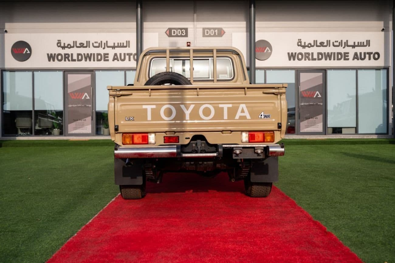 2025 Toyota Land Cruiser Pick Up thumbnail 5