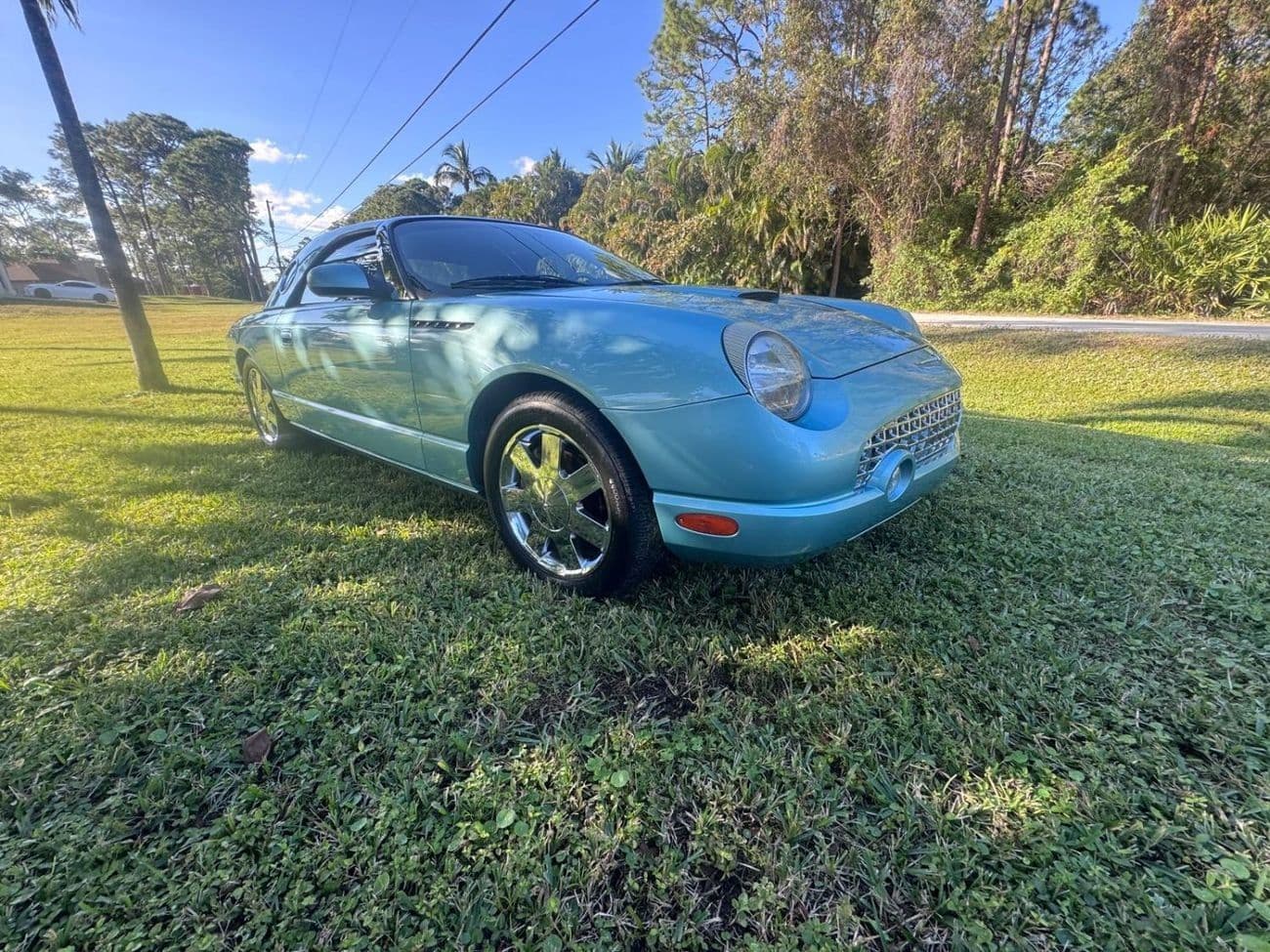 2002 Ford Thunderbird thumbnail 4