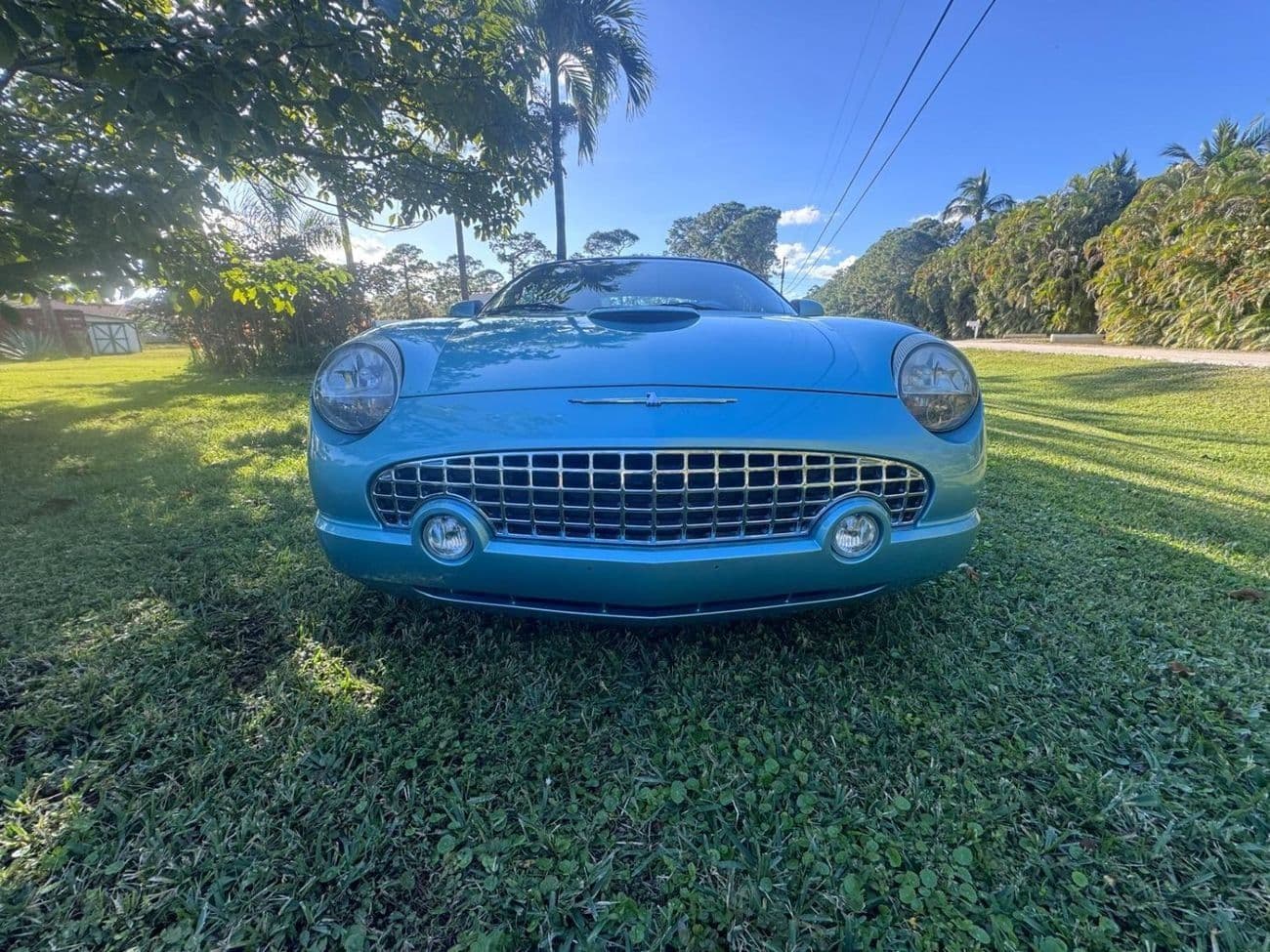 2002 Ford Thunderbird thumbnail 2