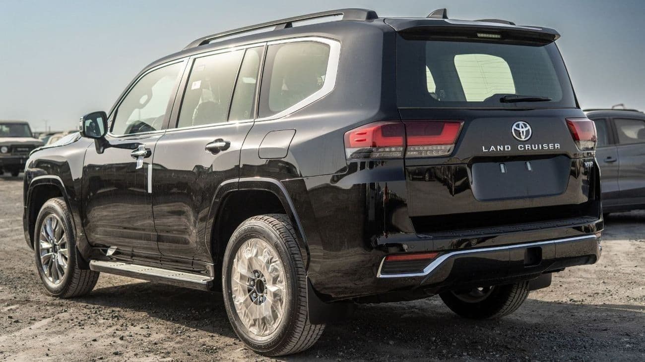2025 Toyota Land Cruiser VXR thumbnail 7