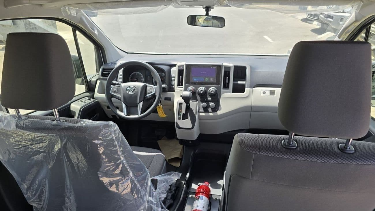 2026 Toyota Hiace GL thumbnail 5