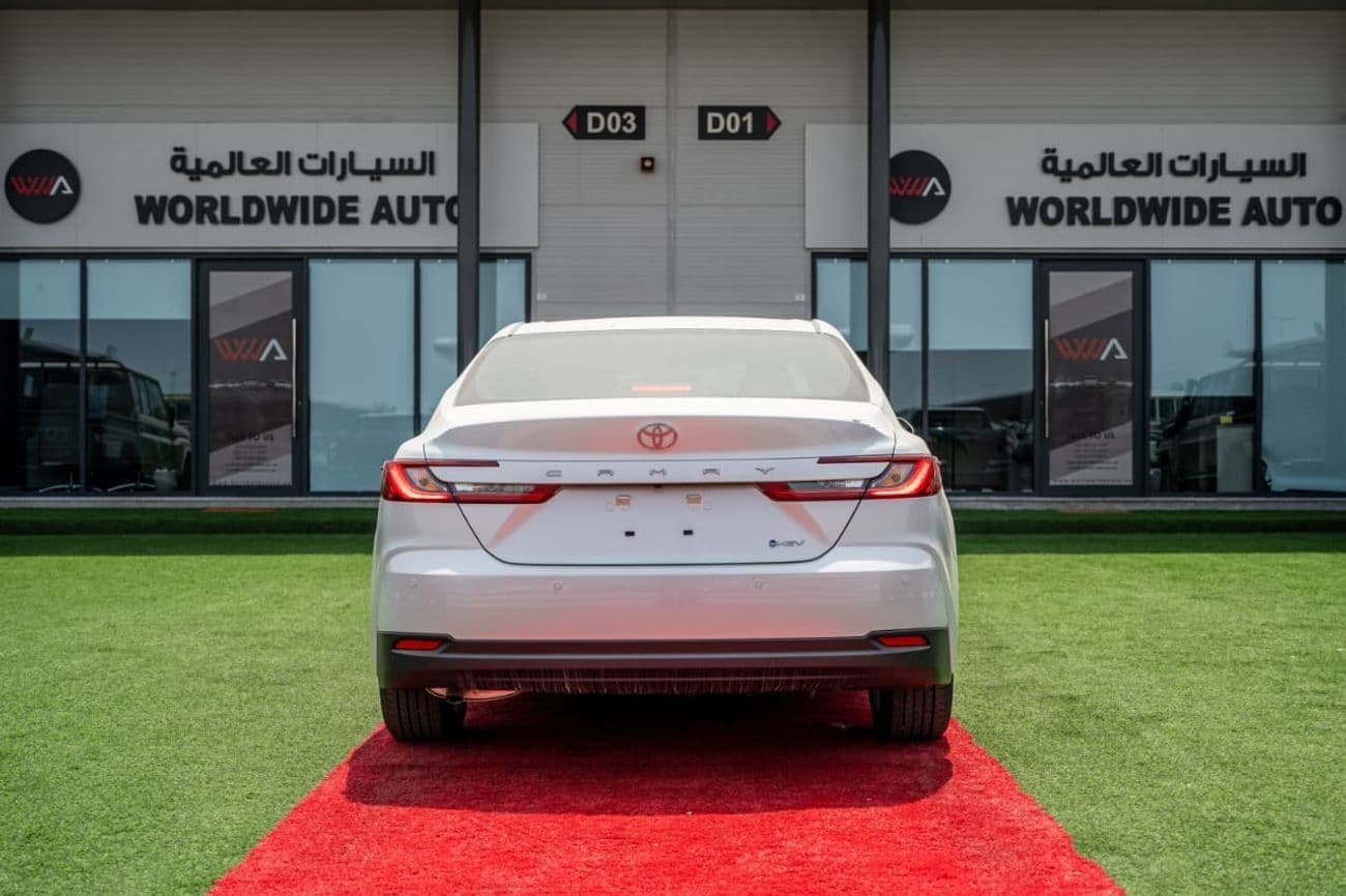 2025 Toyota Camry E HEV thumbnail 3