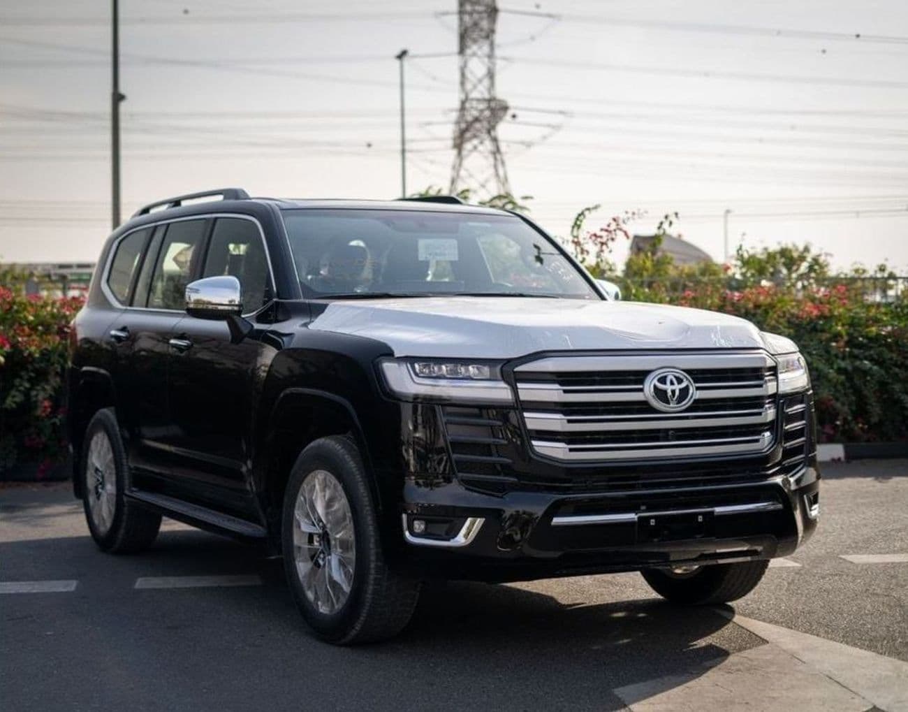 2025 Toyota Land Cruiser VXR