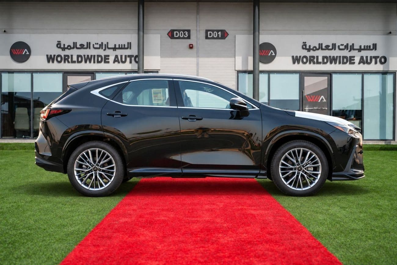 2026 Lexus NX 350h thumbnail 4