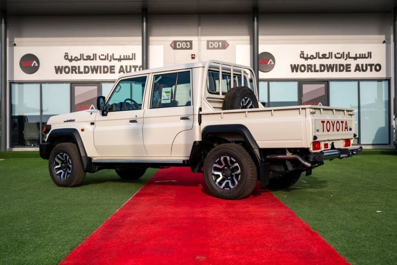 2025 Toyota Land Cruiser Pick Up 79 thumbnail 6
