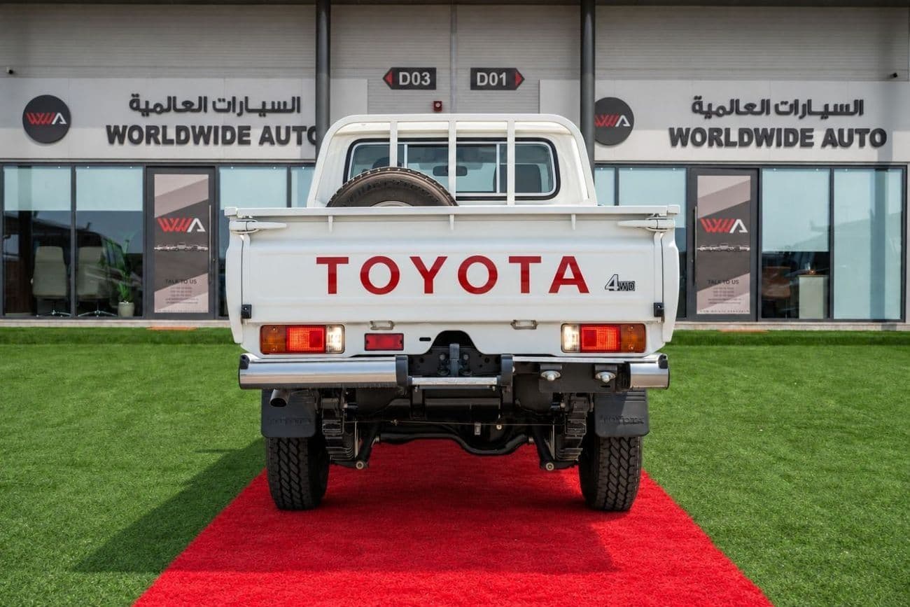 2026 Toyota Land Cruiser Pick Up LC79 SINGLE CABIN thumbnail 6