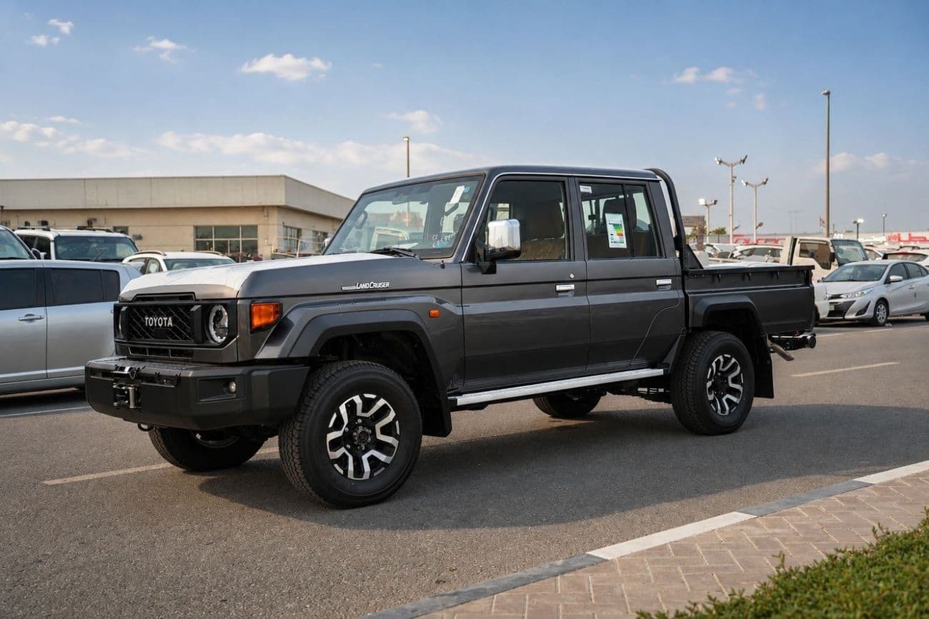 2026 Toyota Land Cruiser Pick Up S-DLX - DC 4x4 AT