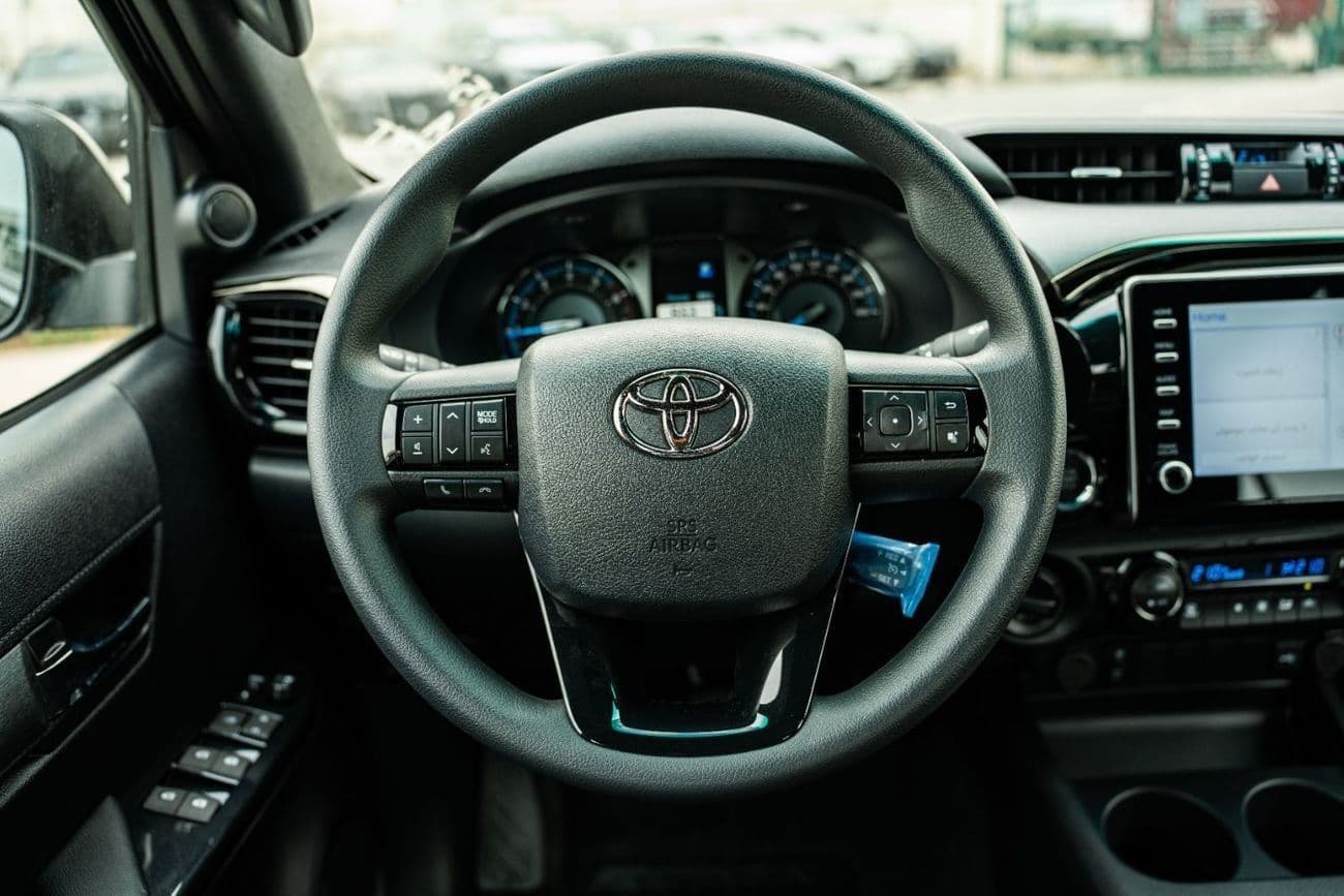 2026 Toyota Hilux ADVENTURE thumbnail 8