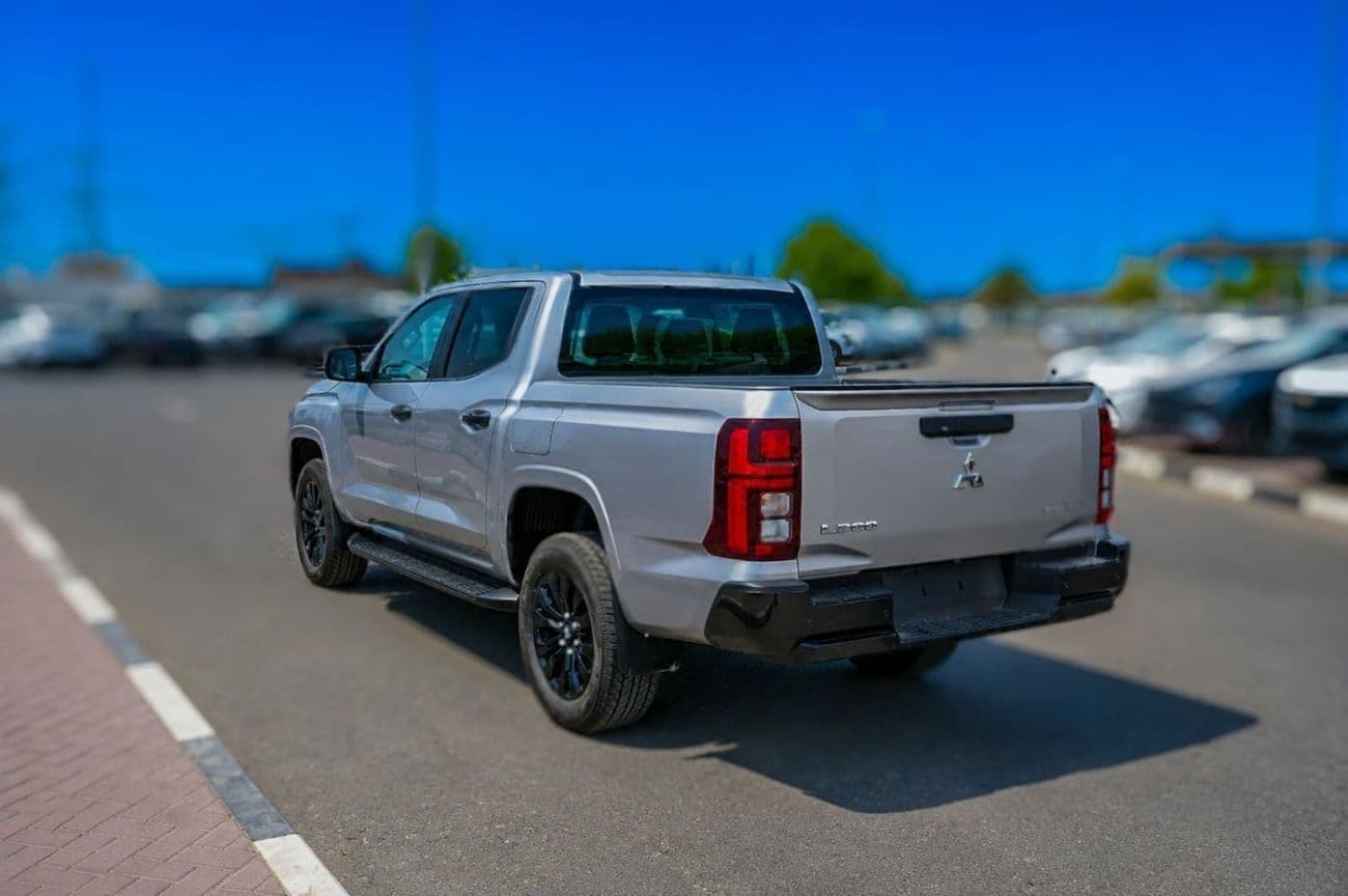 2026 Mitsubishi L200 SPORTERO thumbnail 4