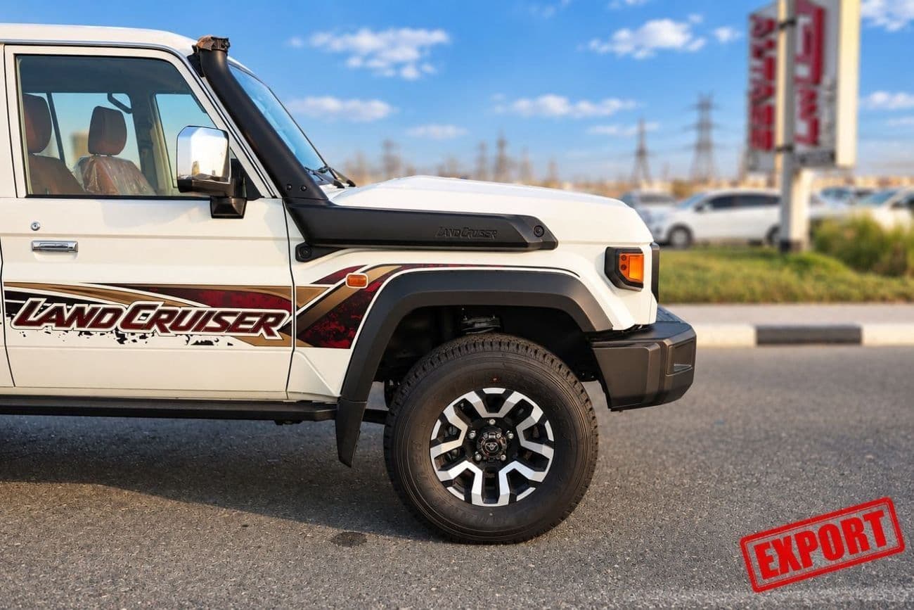 2026 Toyota Land Cruiser Pickup 70 thumbnail 7
