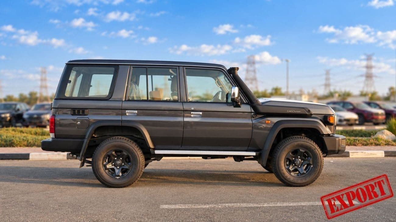 2025 Toyota Land Cruiser 70 LC76 LX thumbnail 8