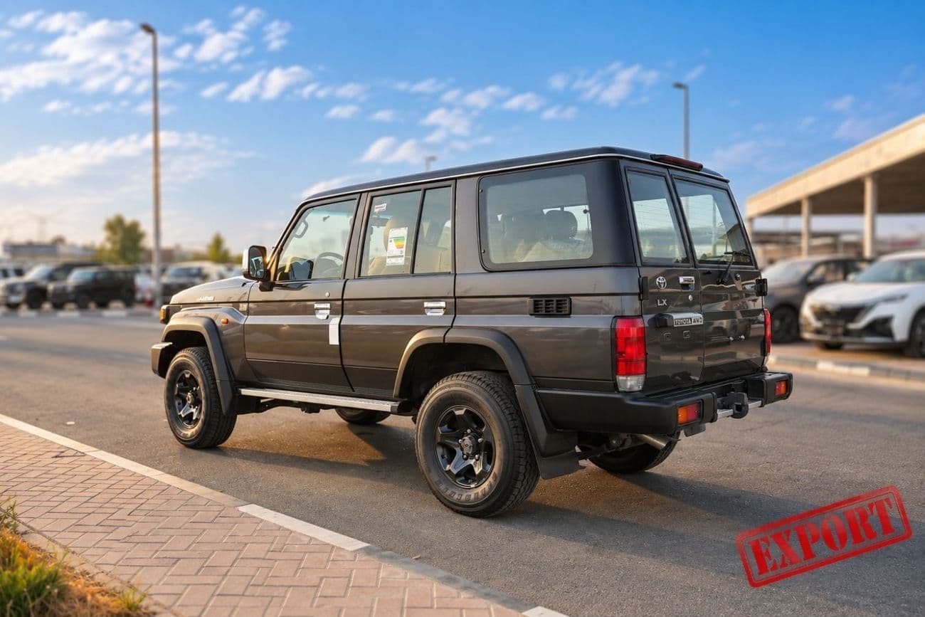 2025 Toyota Land Cruiser 70 LC76 LX thumbnail 5