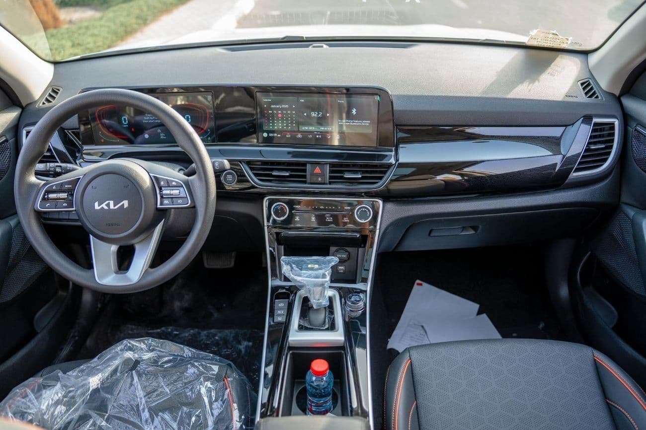 2025 Kia Seltos EX thumbnail 6