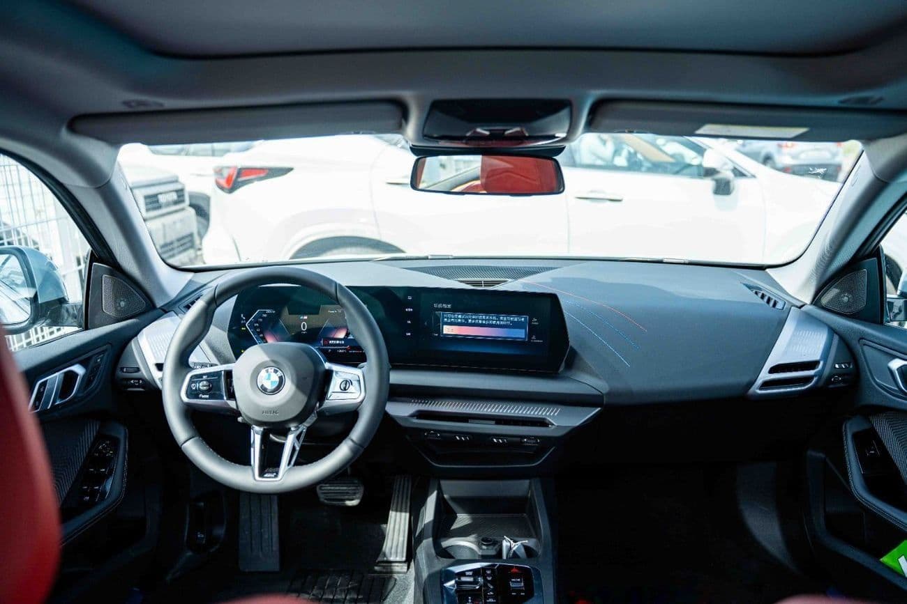 2025 BMW 225i Active Tourer thumbnail 6