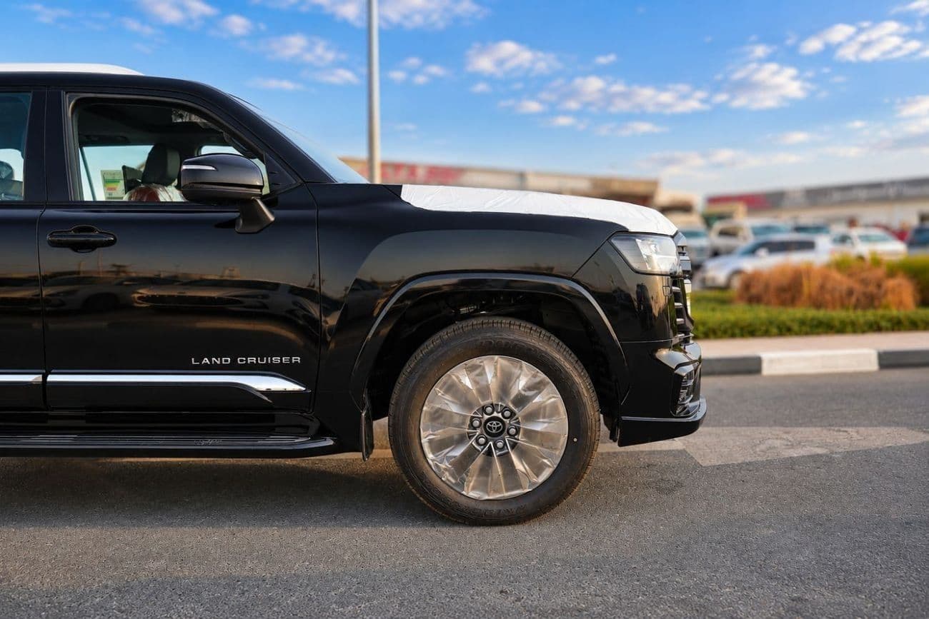 2025 Toyota Land Cruiser GXR thumbnail 8