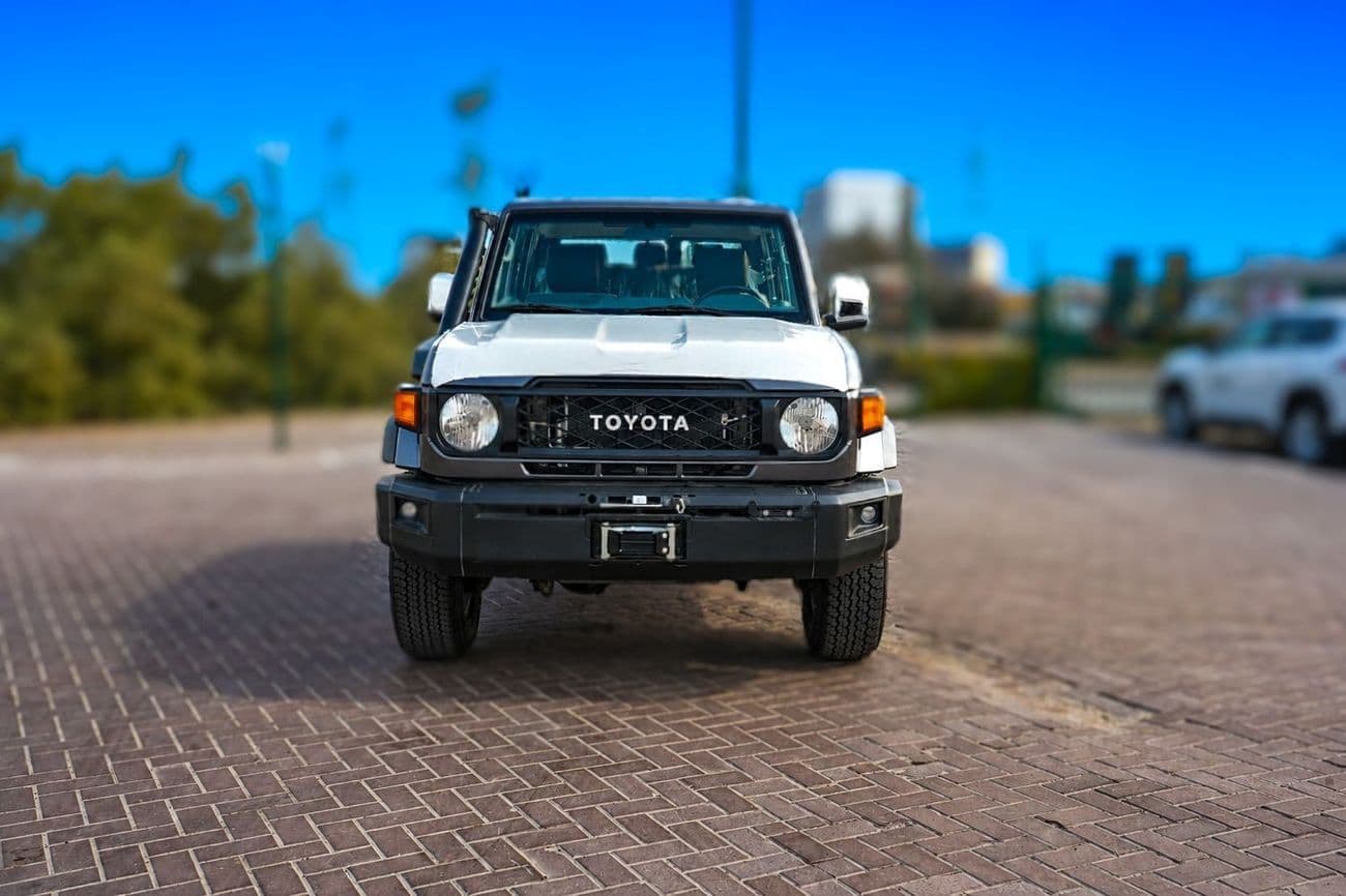 2026 Toyota Land Cruiser thumbnail 2