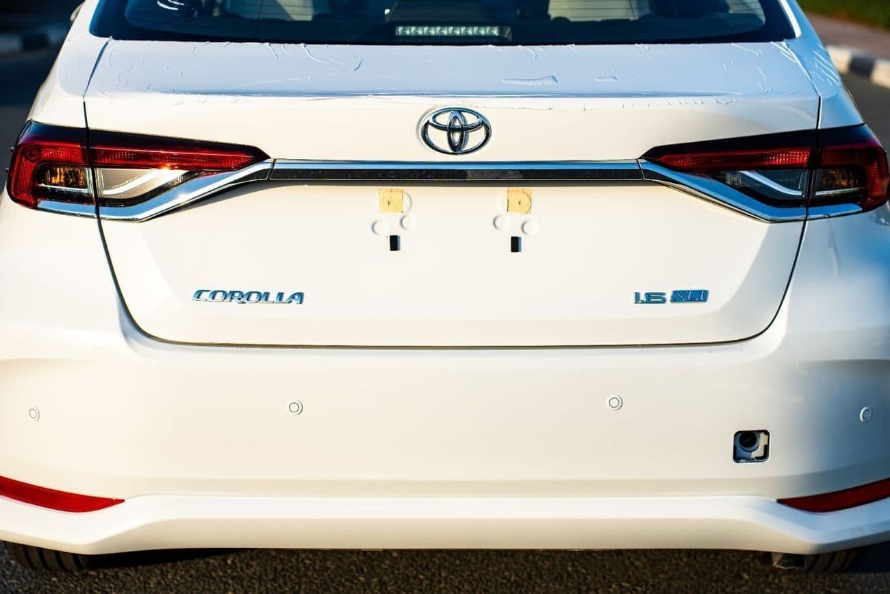 2026 Toyota Corolla XLI thumbnail 7