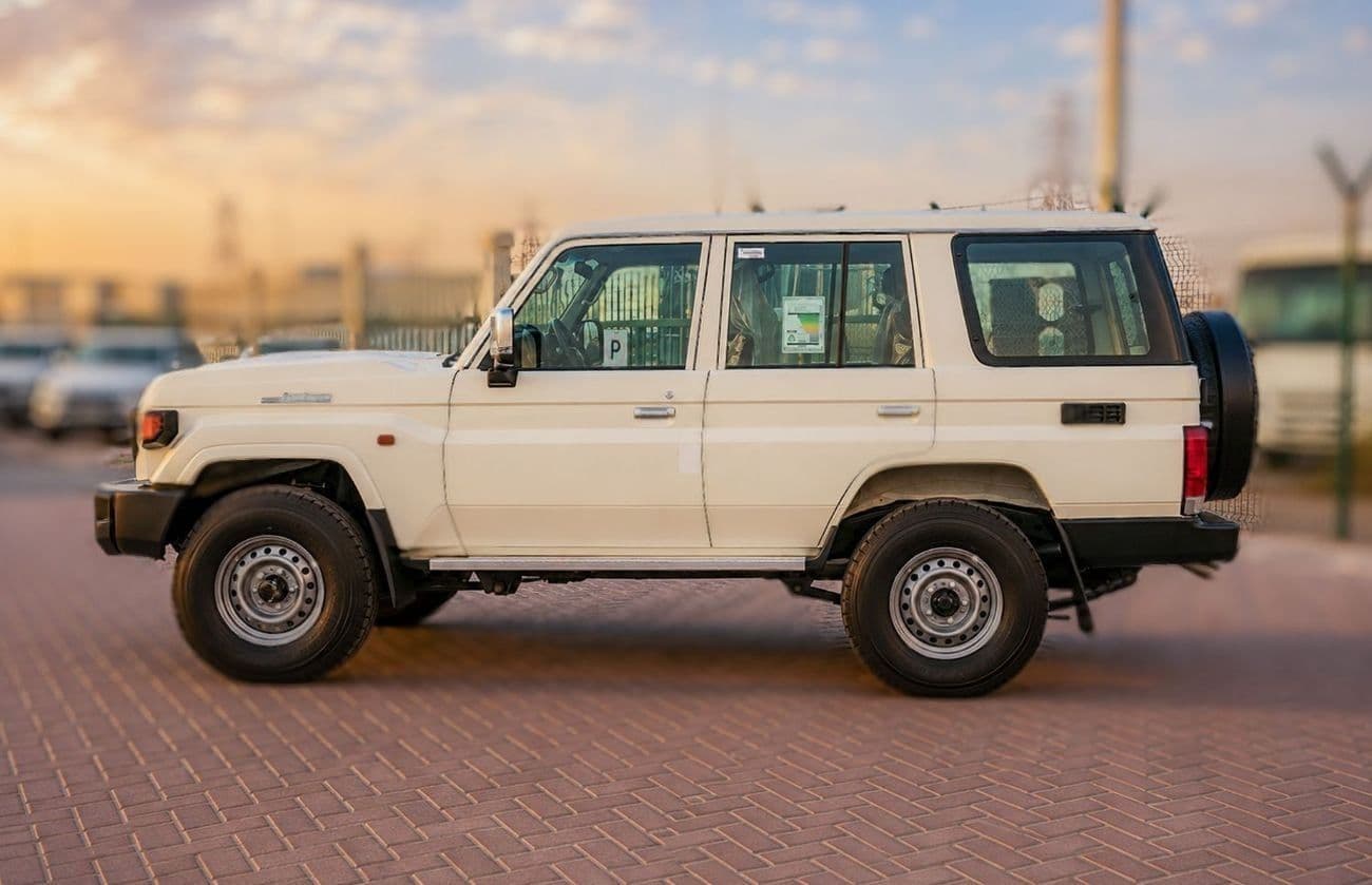 2026 Toyota Land Cruiser 70 Land Cruiser Hardtop LC76 -4.0L MT thumbnail 2