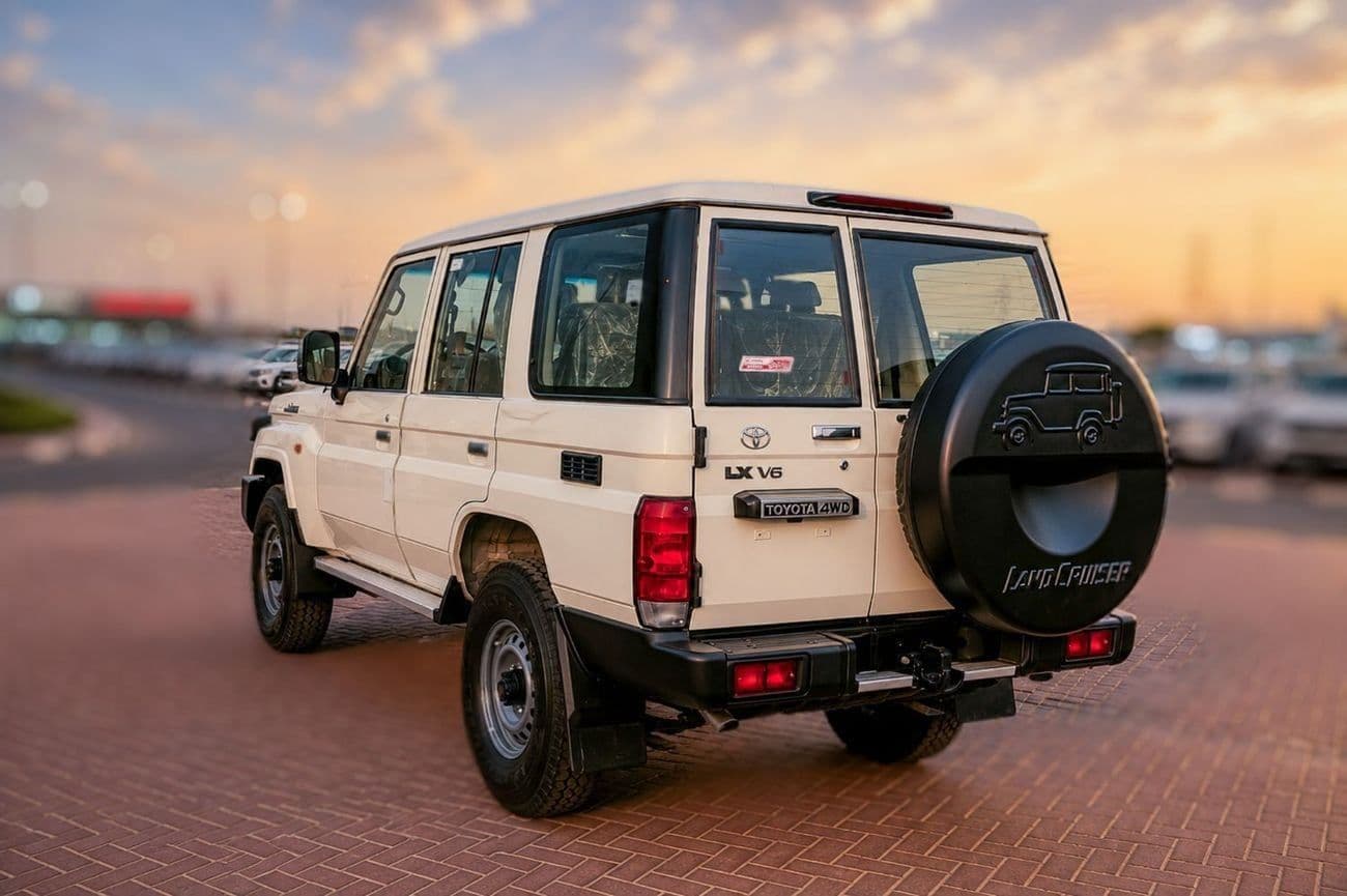 2026 Toyota Land Cruiser 70 Land Cruiser Hardtop LC76 -4.0L MT thumbnail 7
