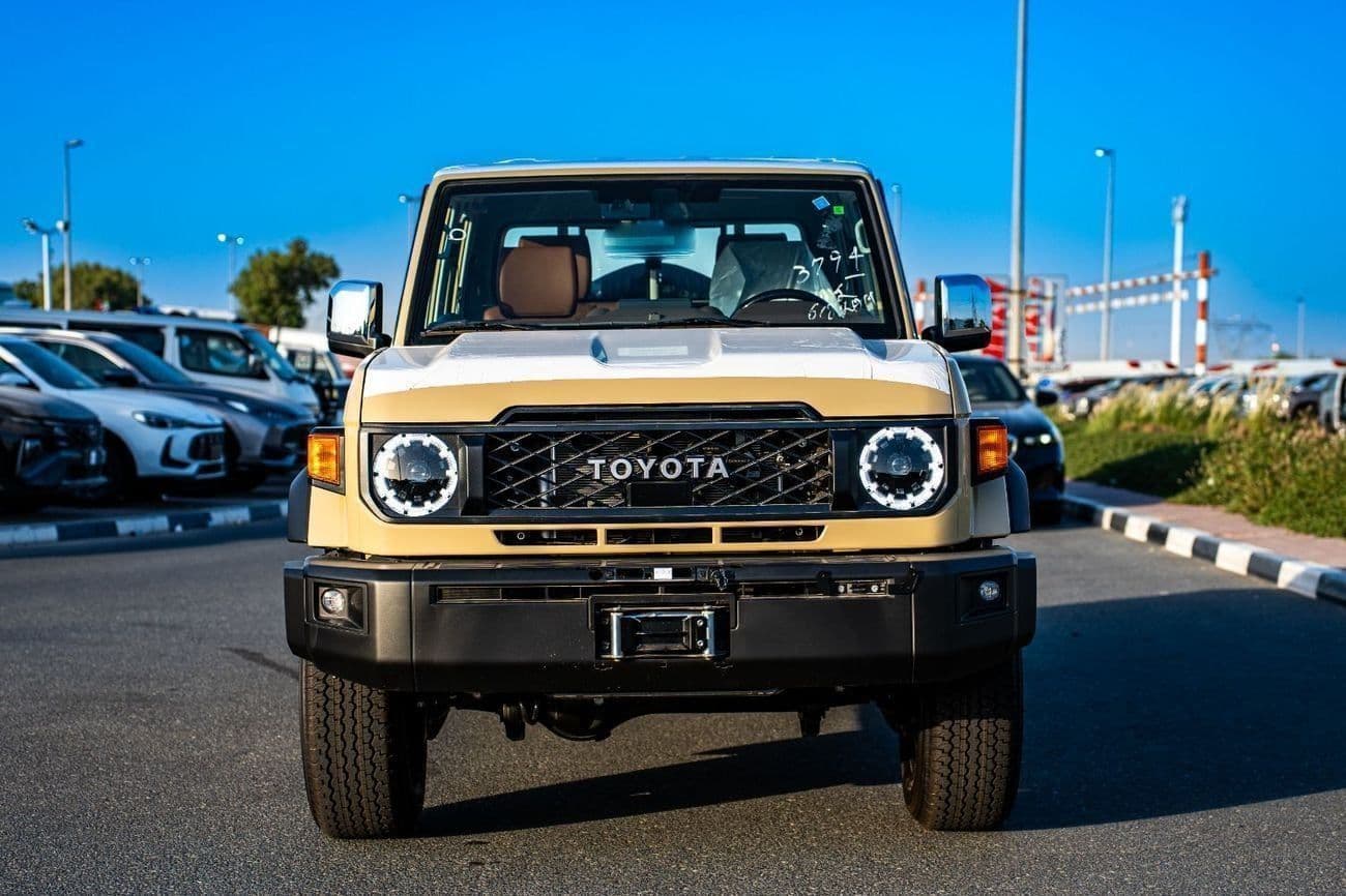 2026 Toyota Land Cruiser Pick Up thumbnail 2