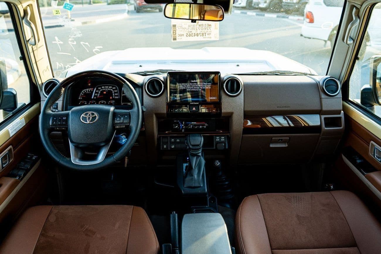 2026 Toyota Land Cruiser Pick Up thumbnail 6