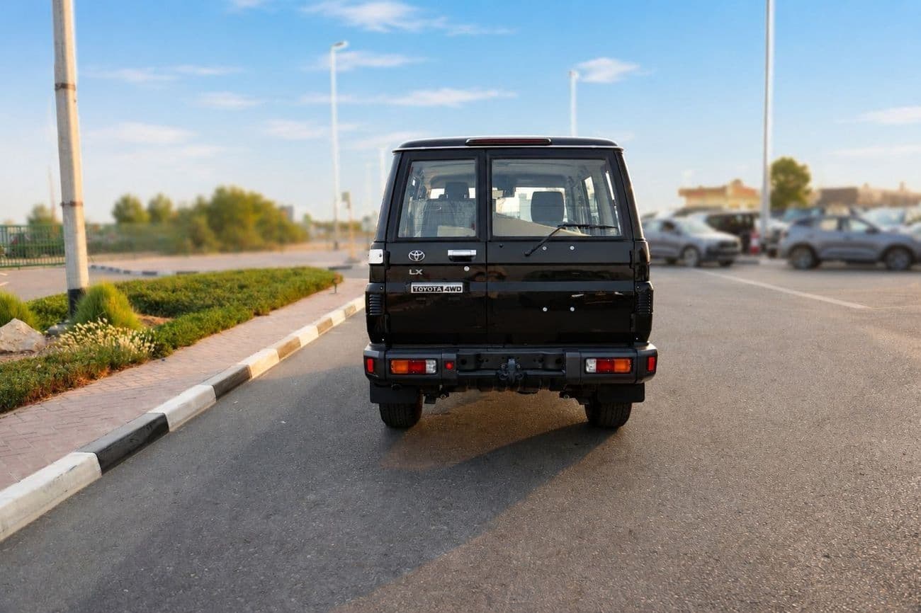 2026 Toyota Land Cruiser 70 LC76 LX thumbnail 2