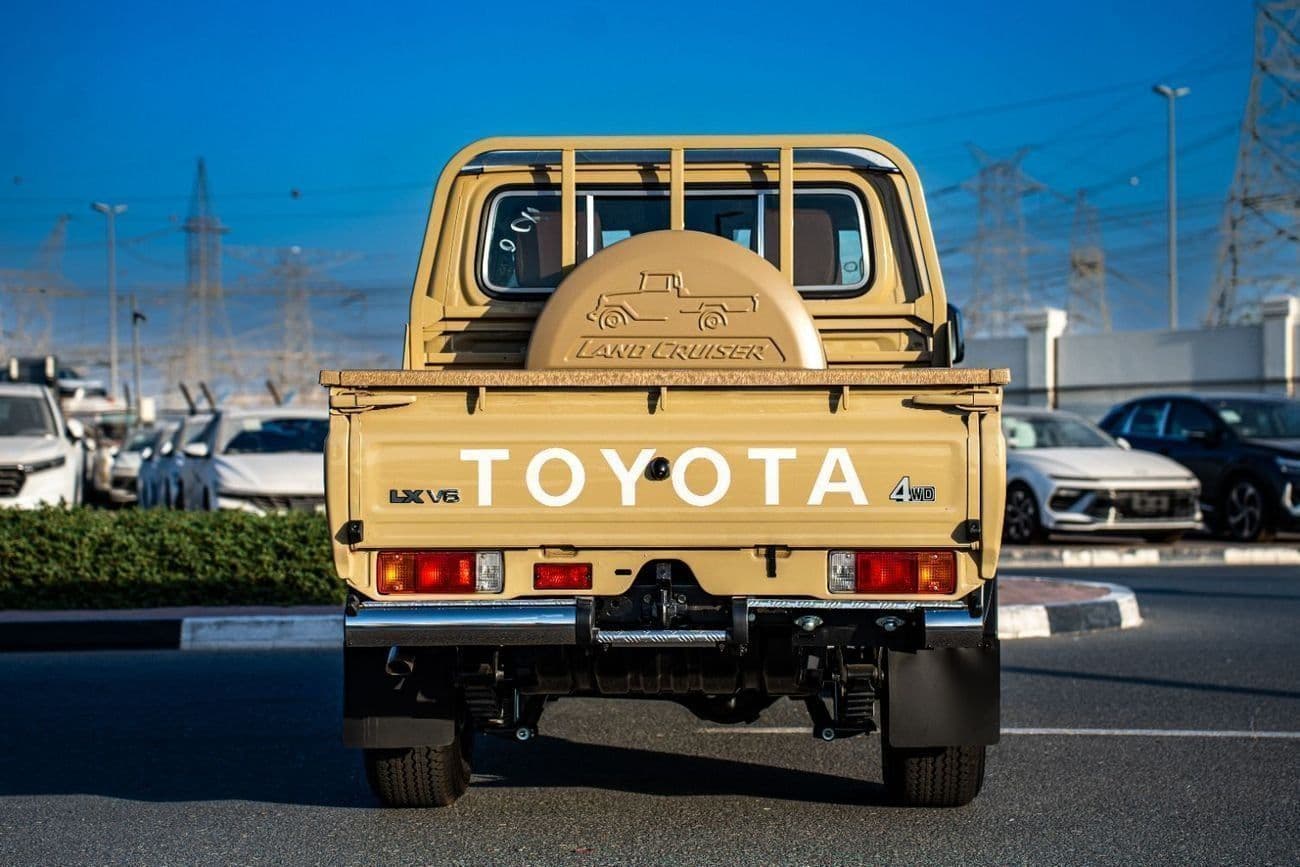2026 Toyota Land Cruiser Pick Up thumbnail 5
