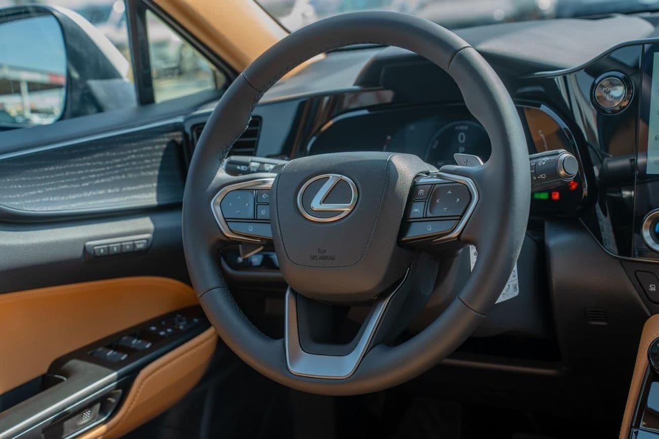 2025 Lexus NX350 PREMIER thumbnail 8