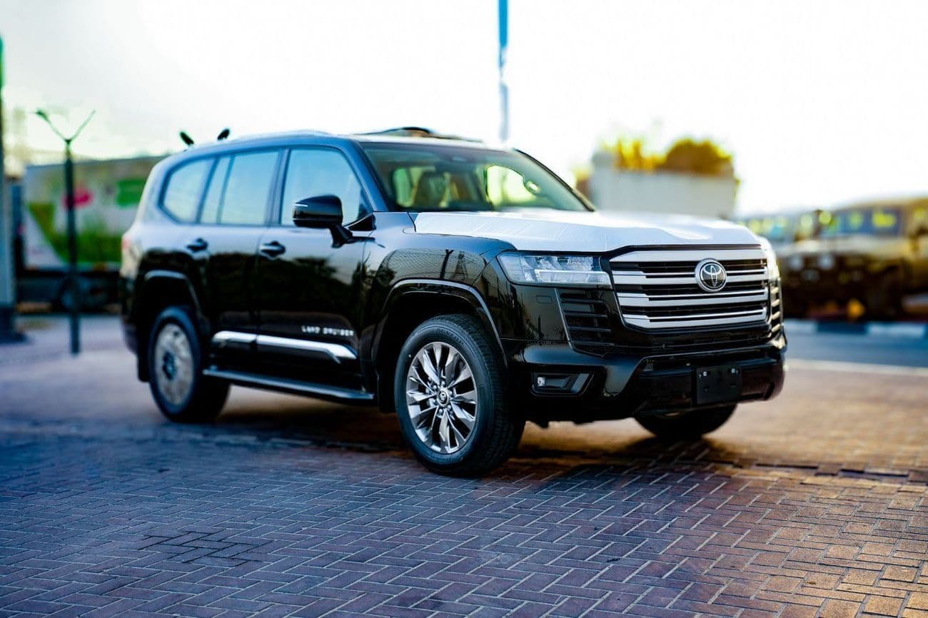 2026 Toyota Land Cruiser GXR thumbnail 2