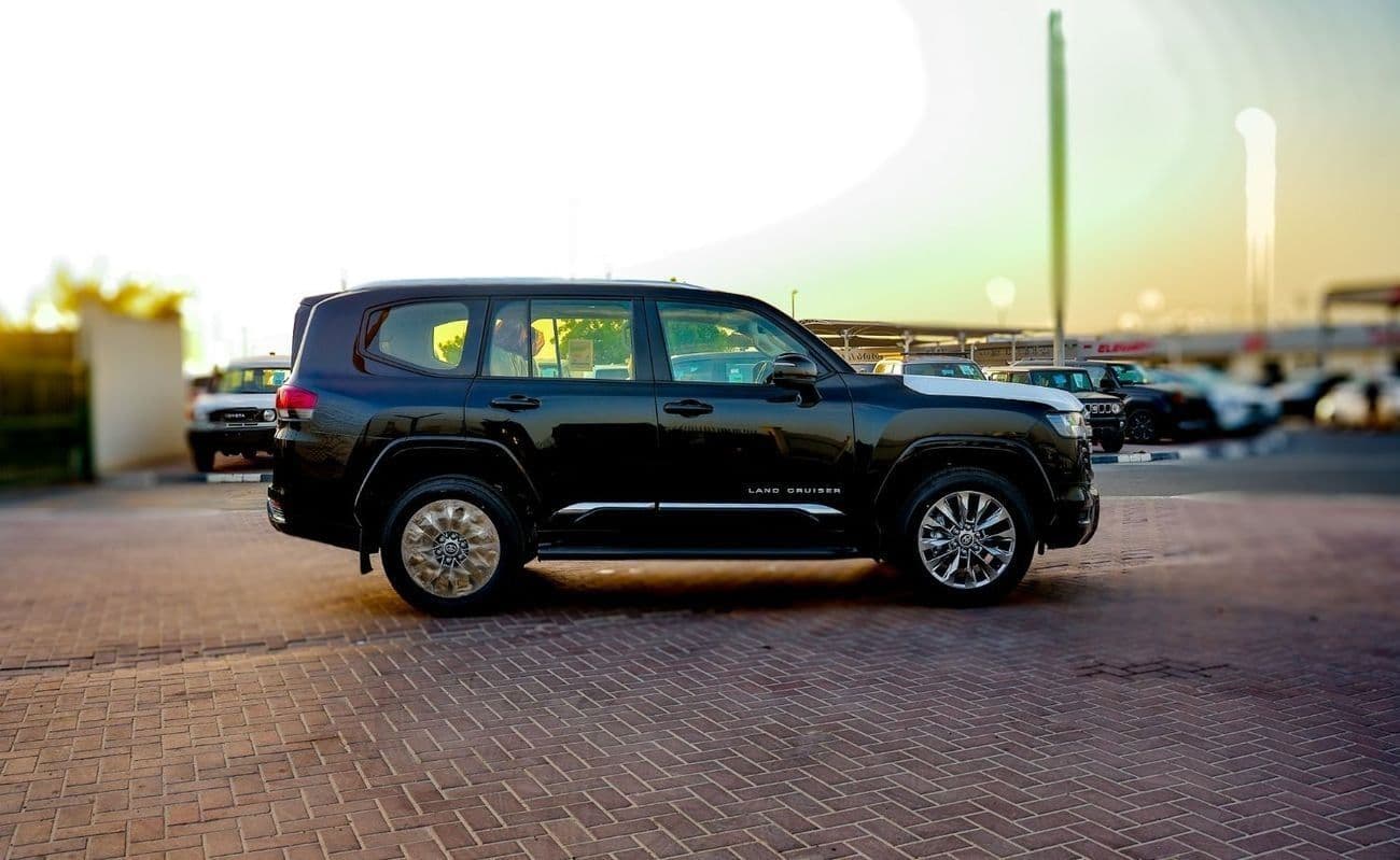 2026 Toyota Land Cruiser GXR thumbnail 4