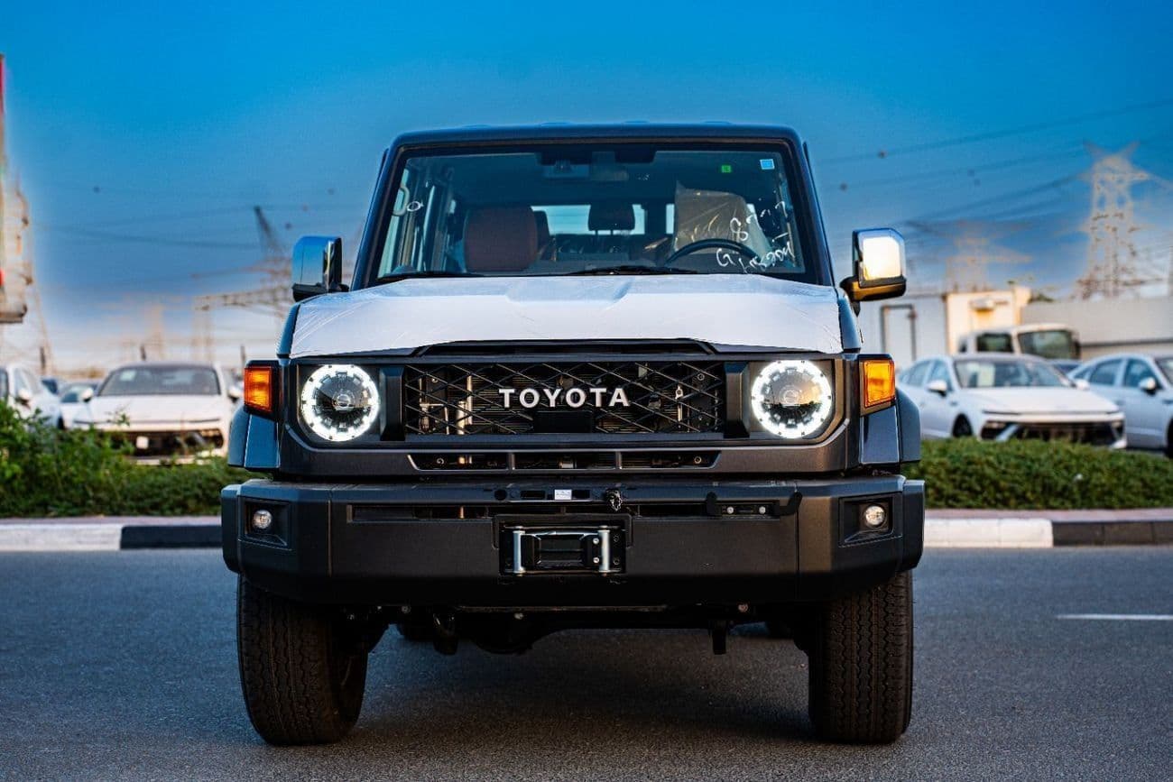 2026 Toyota Land Cruiser 70 thumbnail 2