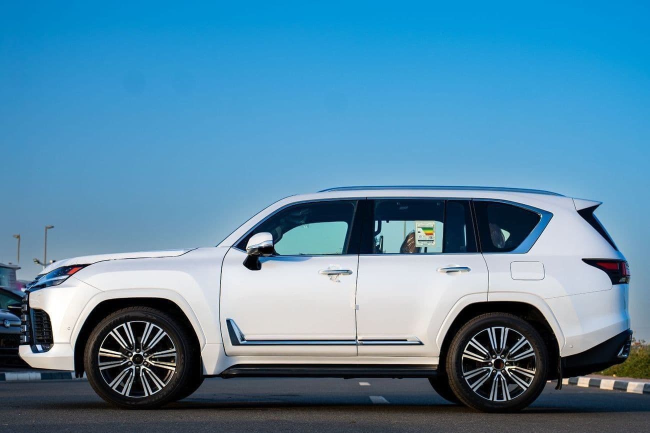2025 Lexus LX700h SIGNATURE thumbnail 2