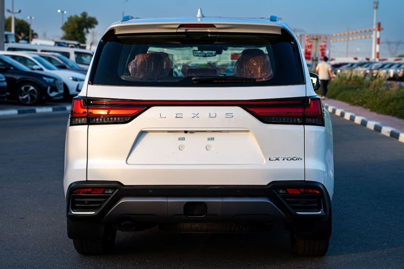 2025 Lexus LX700h SIGNATURE thumbnail 4