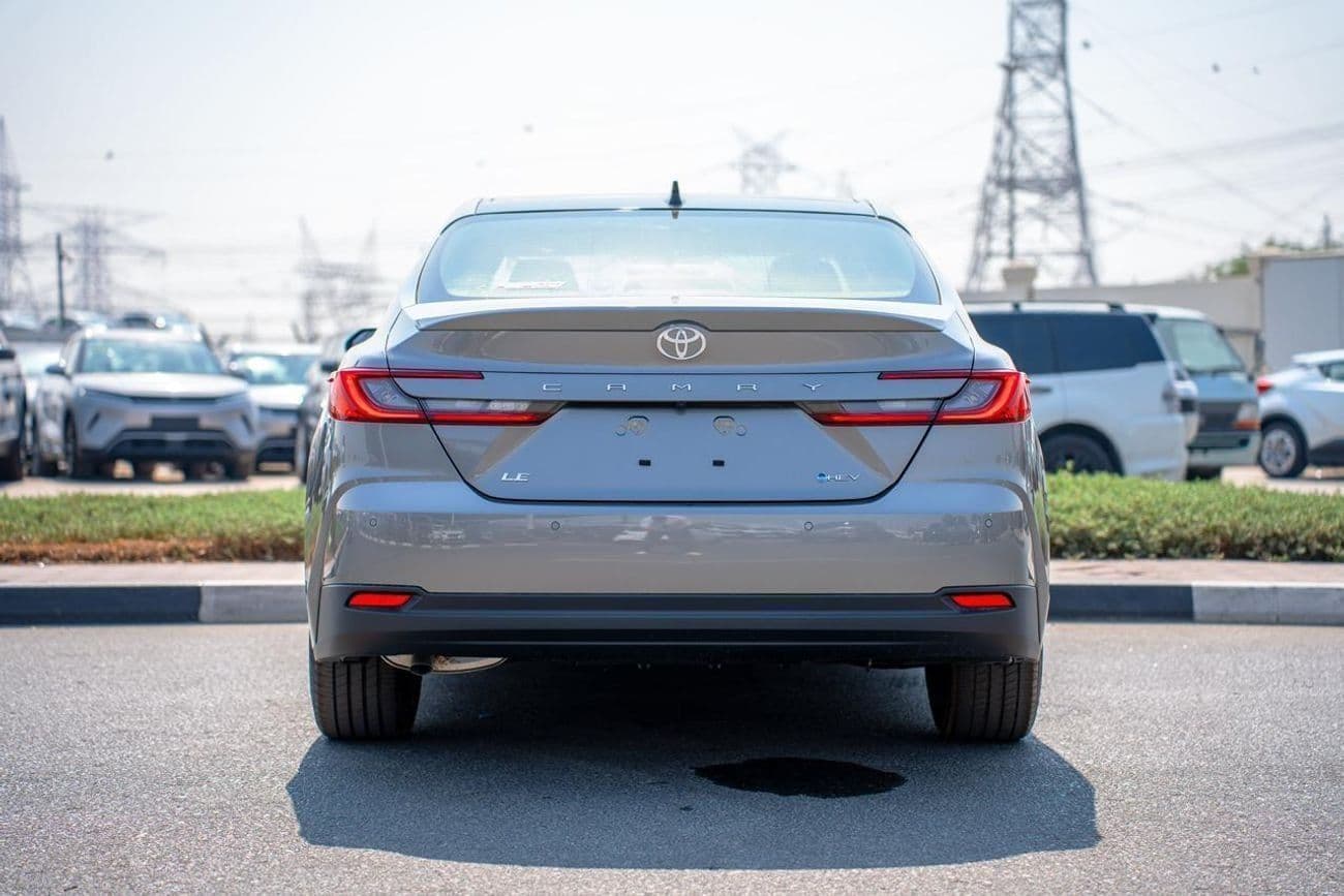 2026 Toyota Camry XLE HEV thumbnail 4