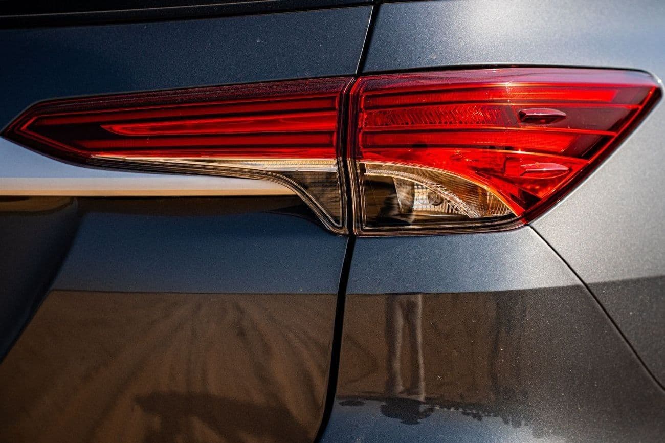 2025 Toyota Fortuner EXR thumbnail 7