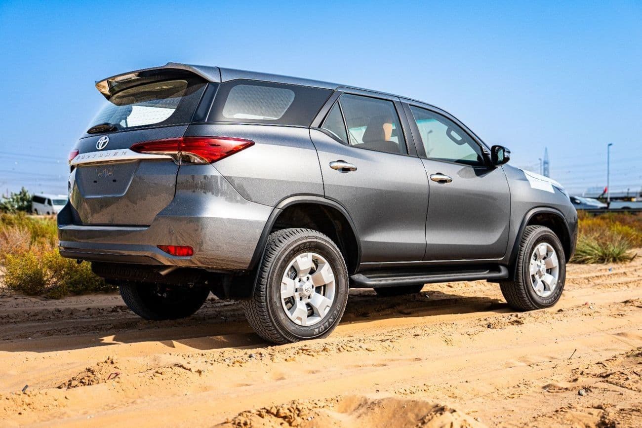 2025 Toyota Fortuner EXR thumbnail 5