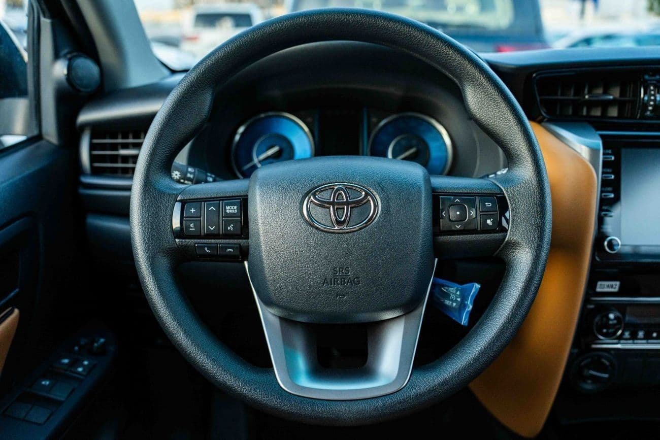 2026 Toyota Fortuner EXR thumbnail 8