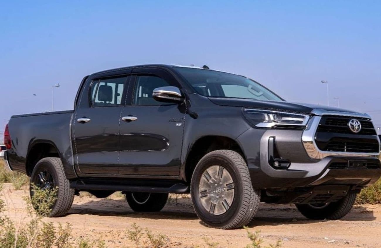 2026 Toyota Hilux SR5