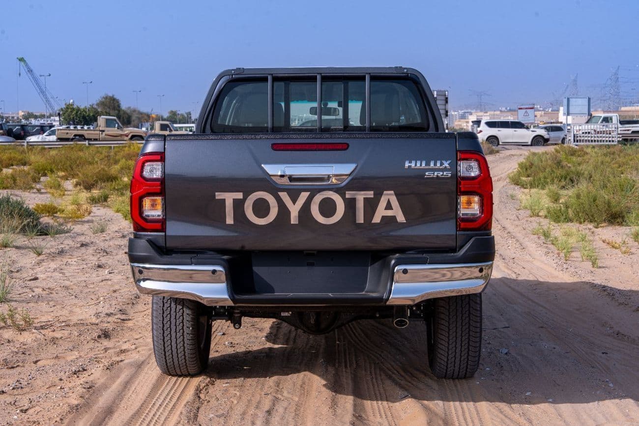 2026 Toyota Hilux SR5 thumbnail 4