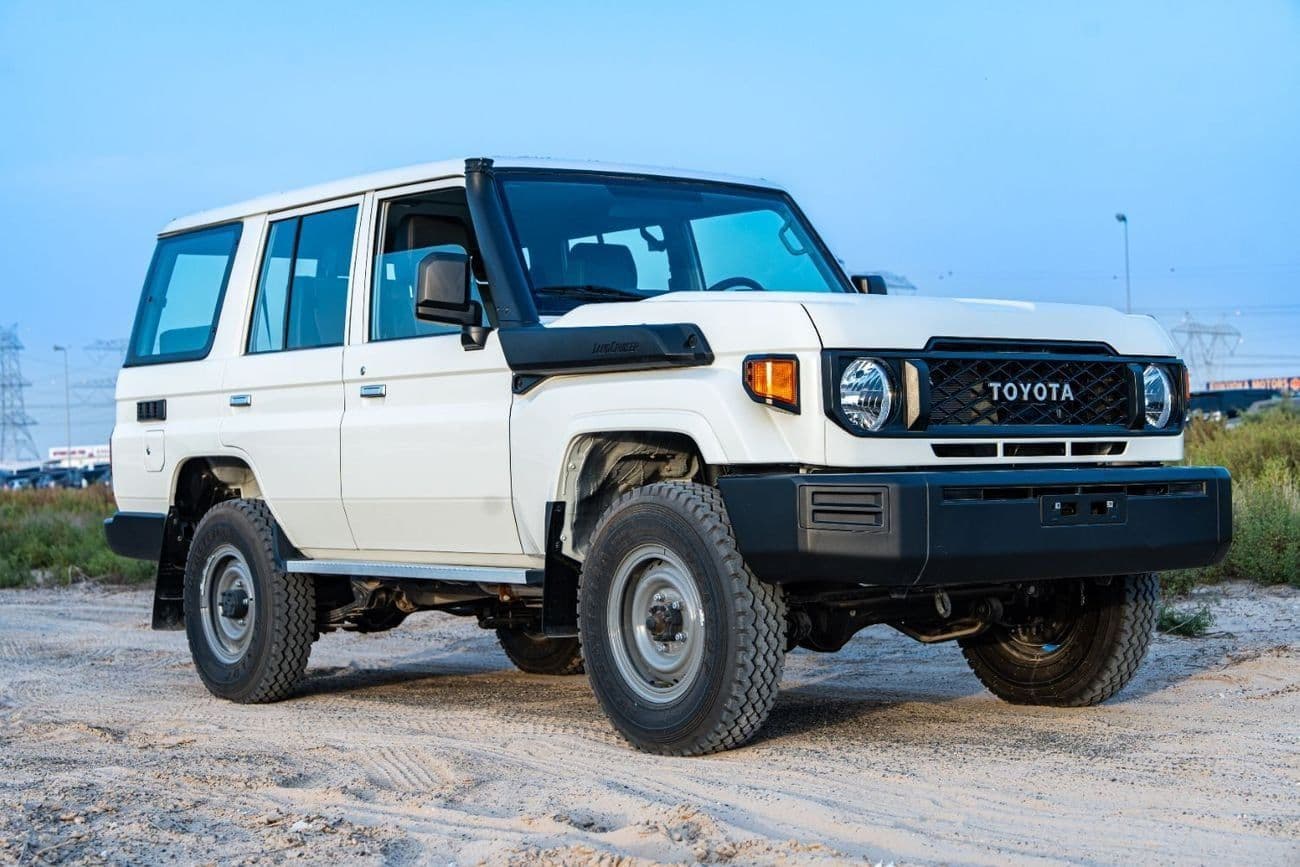 2025 Toyota Land Cruiser 70
