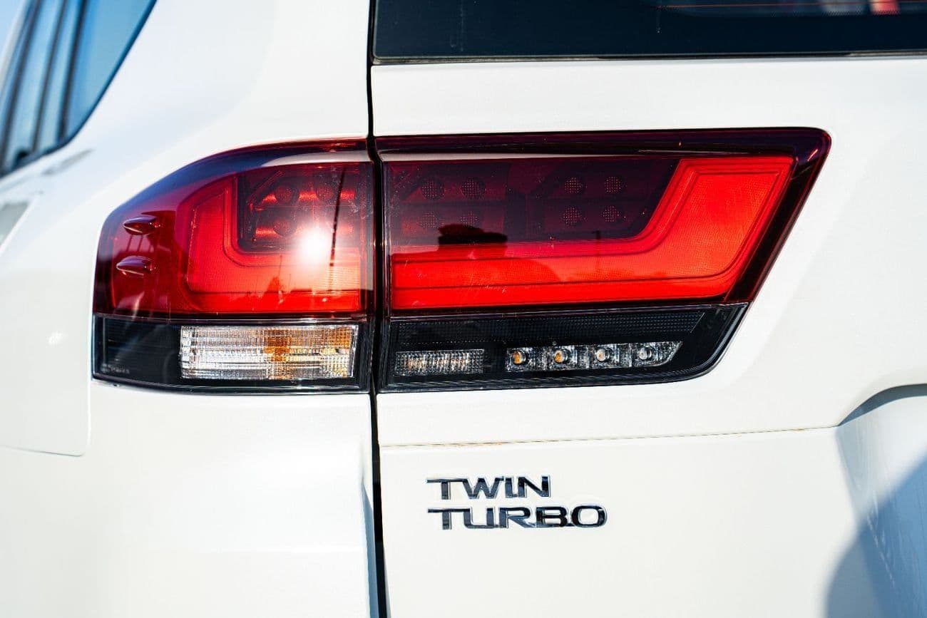 2026 Toyota Land Cruiser GXR thumbnail 8