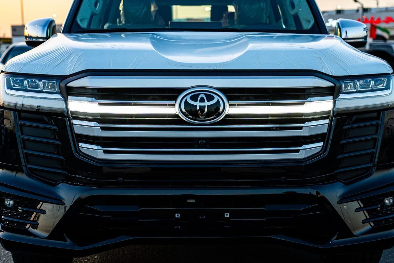 2026 Toyota Land Cruiser VXR thumbnail 6