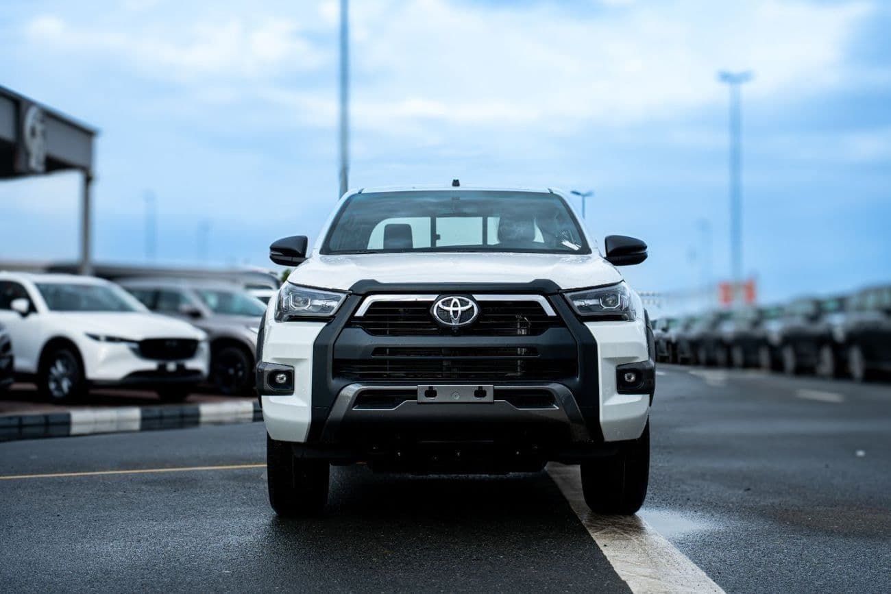 2026 Toyota Hilux ADVENTURE thumbnail 2