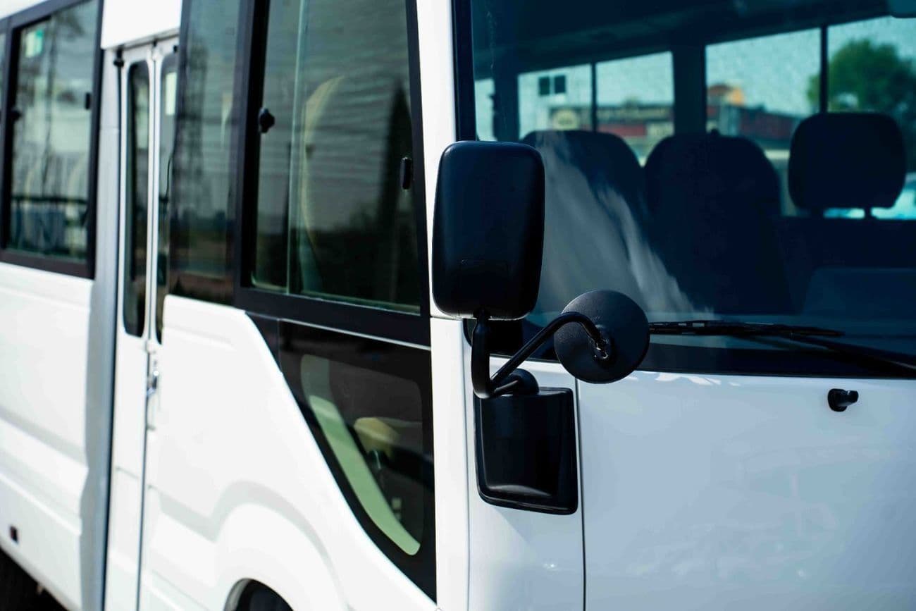 2025 Toyota Coaster thumbnail 5