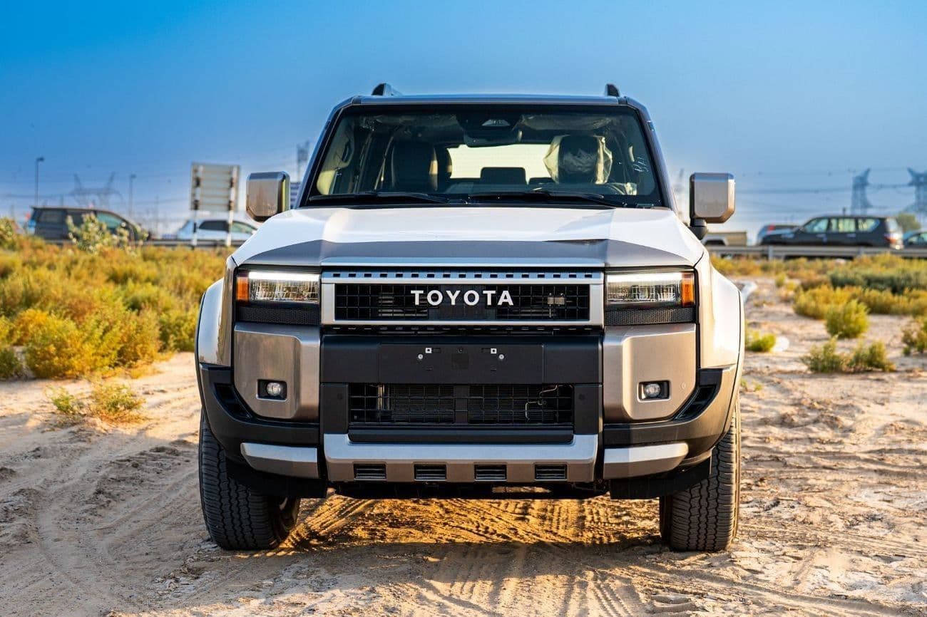 2025 Toyota Prado GXR thumbnail 2