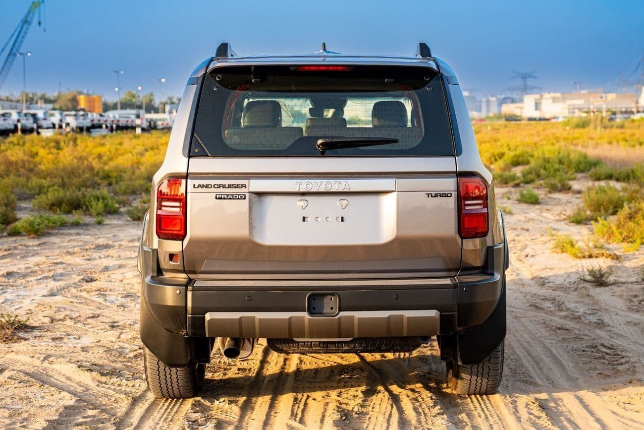 2025 Toyota Prado GXR thumbnail 4